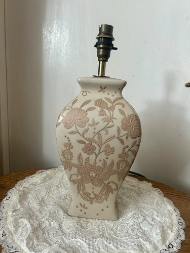 Vintage ceramic table - m&s,