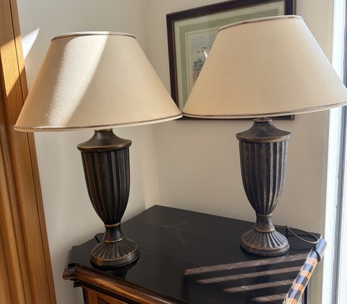 Pair vintage brass lamps - brass,